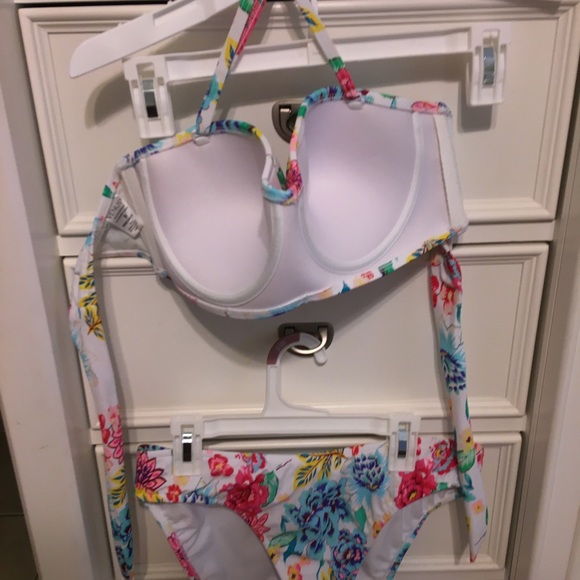 New Venus swimwear bandeau bikini - Picture 7 of 7